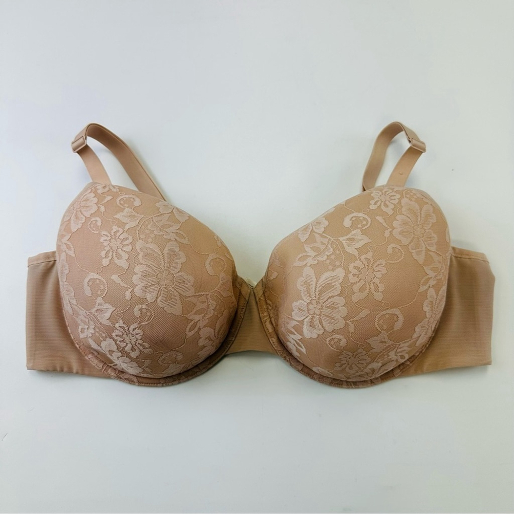 Déesse nude lace underwire bra Size 42D Unpadded